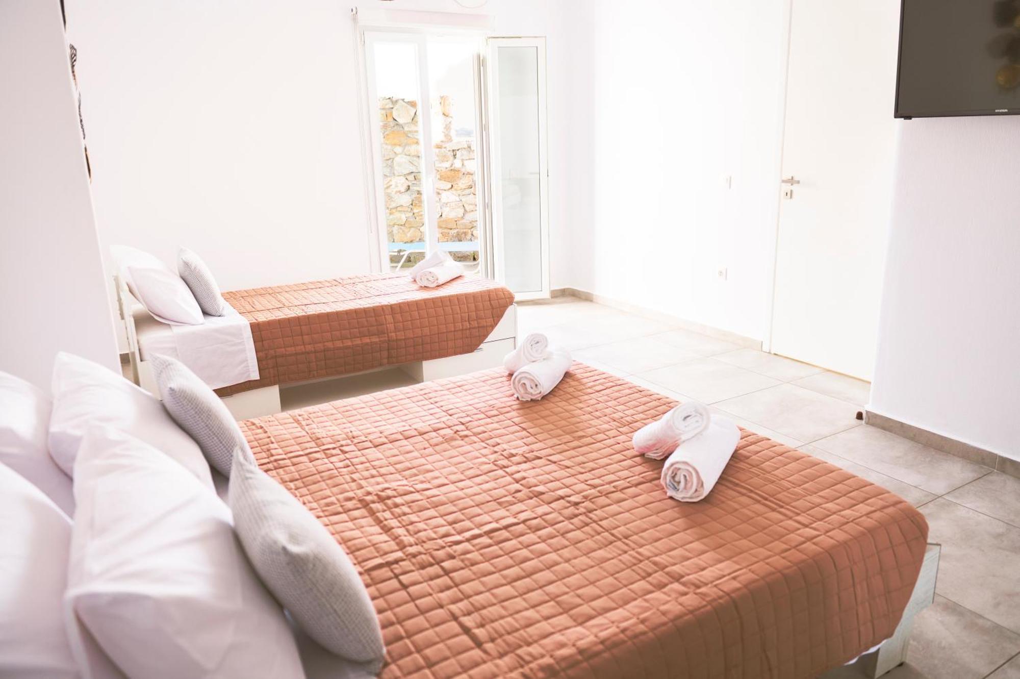 Sunlight Ornos Suites, Private Hot Tub Apartamento *