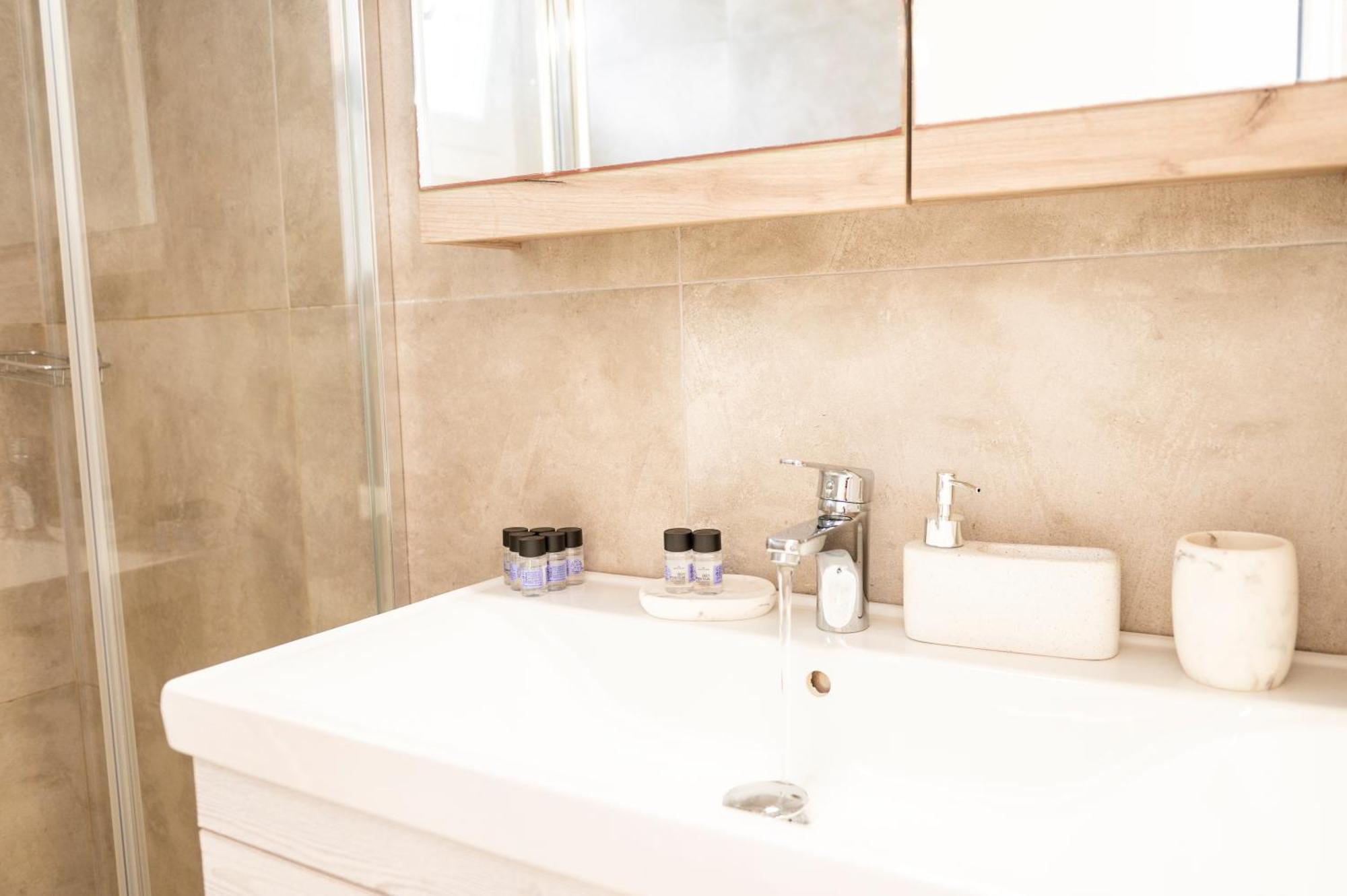 Sunlight Ornos Suites, Private Hot Tub Appartement Mykonos Town