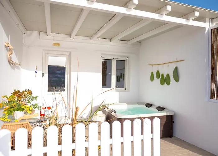 Sunlight Ornos Suites, Private Hot Tub